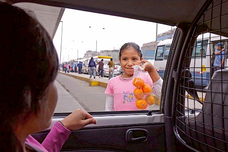 Kinderarbeit ist nicht gleich Kinderarbeit. Deshalb ­sollte Kinderarbeit nicht generell bekämpft werden, wohl aber jede Form der Ausbeutung.