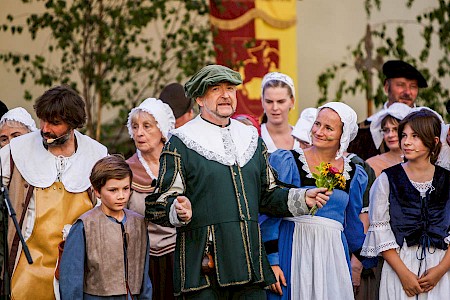 Konrad Schleicher spielt seit 2001 den Apotheker Jacobäer.