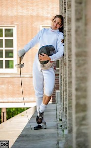 Aufgewachsen in Bonn tritt Paria Mahrokh als Sportlerin für den Iran an.