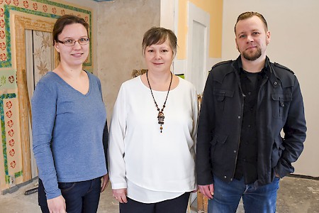 Starkes Team: Vereinsvorsitzende Steffi Märker (Mitte), Umweltpädagogin  Anne Juhnke (links) und Sozialpädagoge Friedemann Lübbe