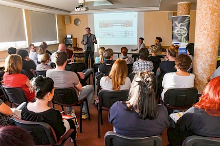 Grosses Interesse an der Arbeit des Trägerwerks