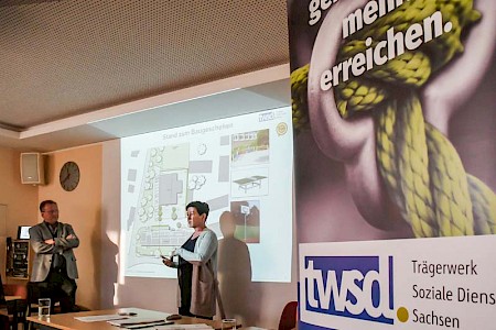 Das Trägerwerk informiert über seine Ambitionen als Schulträger.