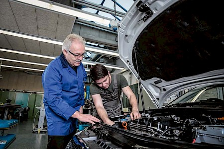 Die Kfz-Werkstatt der Handwerkskammer Leipzig  bietet beste Voraussetzungen.